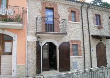 Castel di Sangro - Semindipendente  centro storico